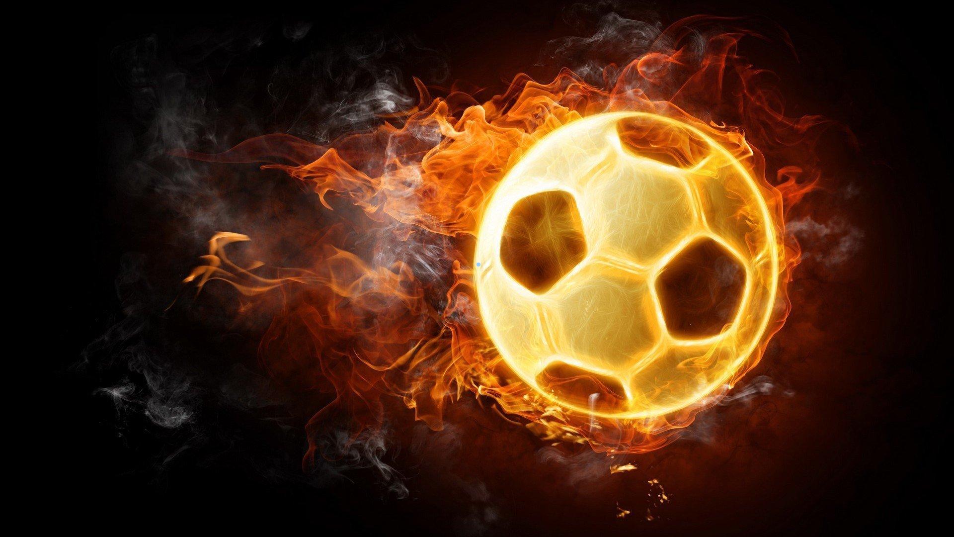 阿斯帕斯专访，安东尼需支持性环境绽放潜能，梅西与C罗同属足球传奇殿堂